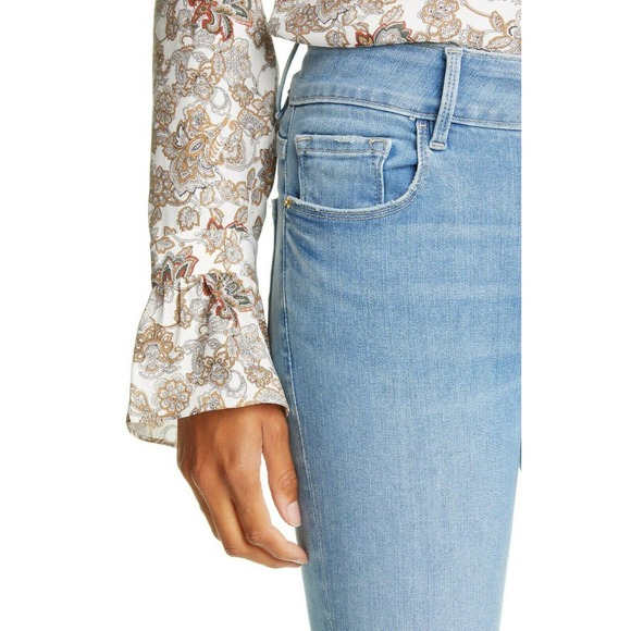 NWT FRAME Le One Skinny Fit Mid-Rise Jeans Light Blue Caspio Women's Size 2 - Picture 8 of 12